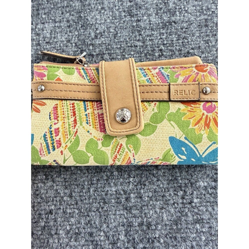 Relic by Fossil Wristlet Wallet Butterfly Floral Multicolor Canvas Boho Y2K